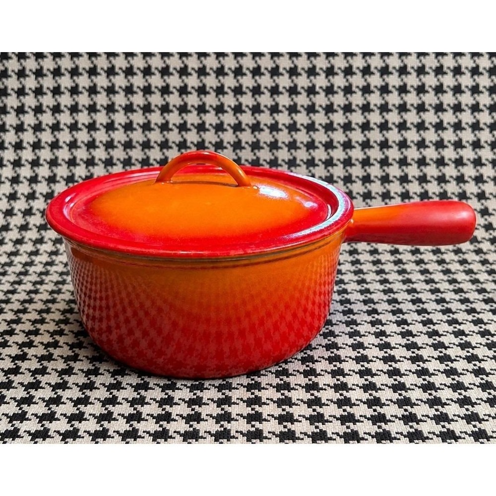Vintage Descoware Flame Ombre Orange Enameled Cast Iron Saucepan w/‎ Lid FE 18